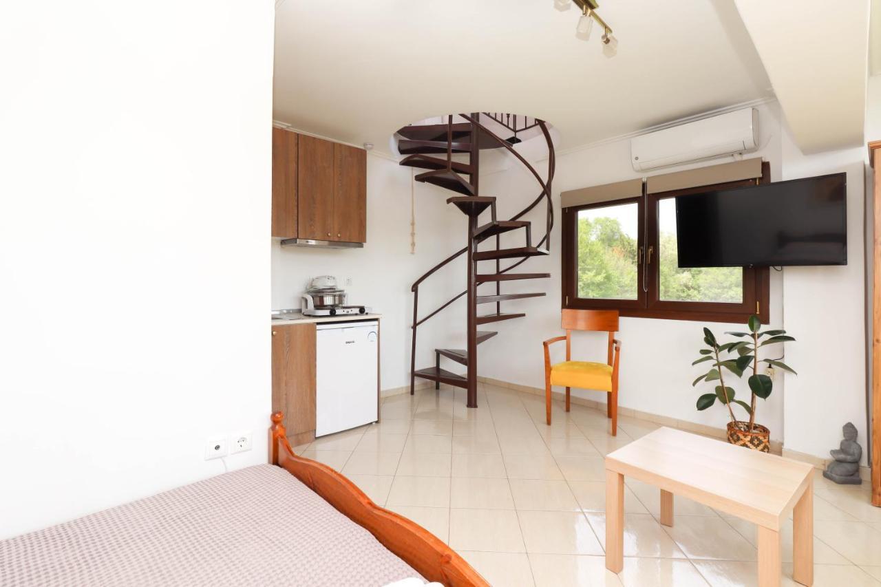 Studio Acropolis Serres Next To Center Екстер'єр фото
