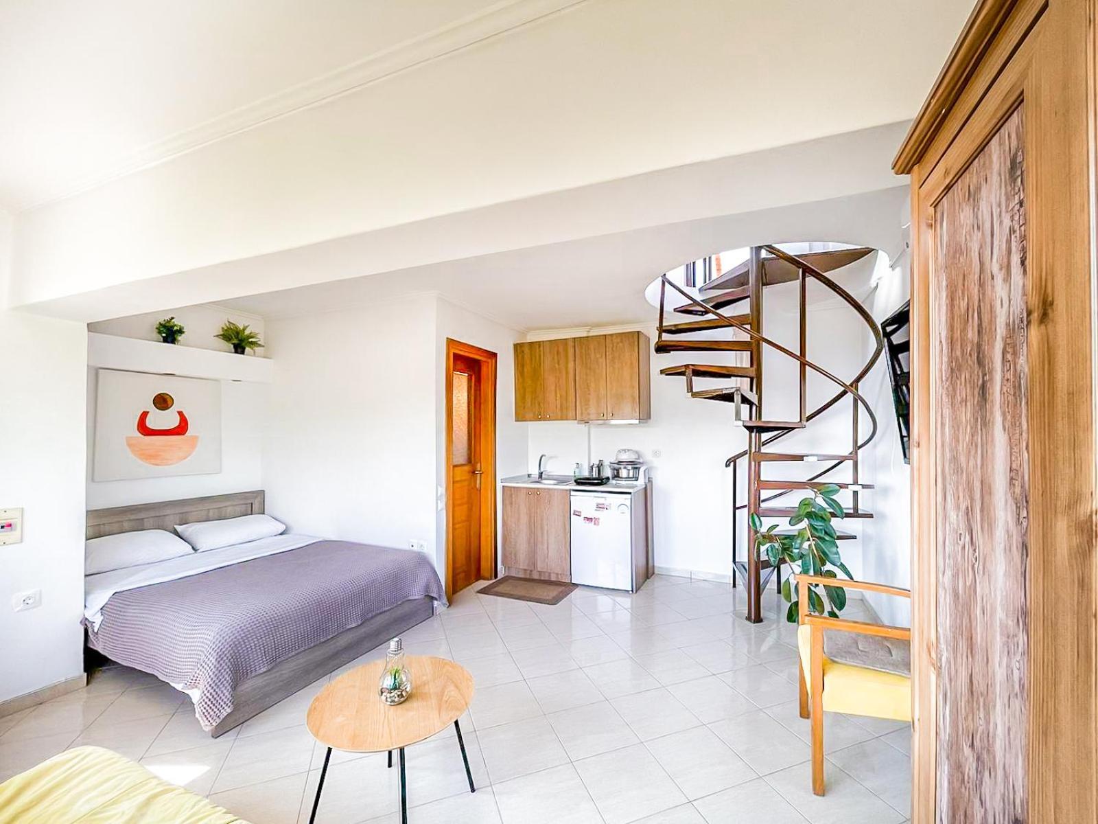 Studio Acropolis Serres Next To Center Екстер'єр фото